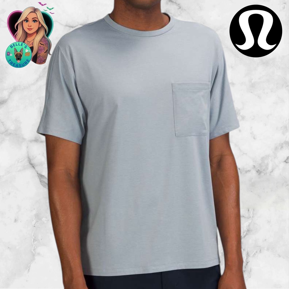 Lululemon Fundamental Pocket T Shirt Relaxed Fit Chambray Blue Mens Medium NEW